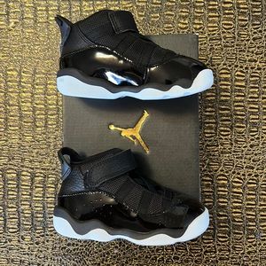 NWT Jordon 6 rings sneakers size 7c